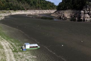 Říčka na dně hlubokého údolí. Výhledy na Vltavu, které 60 let nikdo neviděl - Seznam Zprávy