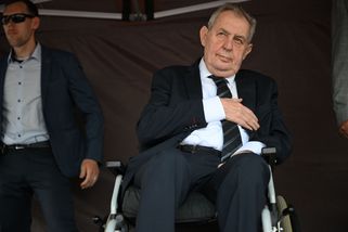 Na sněmovním semináři o bezpečnosti vystoupí Zeman...