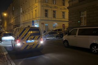 Po bitce v centru Prahy skončili dva muži v nemocnici - Novinky