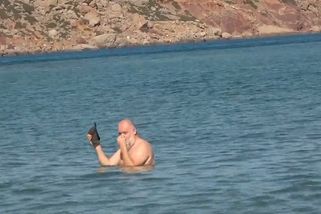 Fotr na tripu se s kamerou omylem dostal na nudistickou pláž. Tohle doma dětem neukazujte | Fotr na tripu