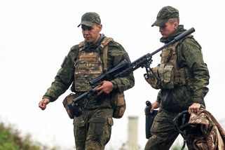Ruští generálové chtějí mobilizovat až 800 tisíc vojáků, tvrdí Kyjev navzdory slibům Kremlu - Novinky