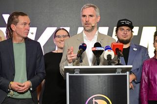 Piráti tlačí na Babiše. Pokud nepřijde na jednání...