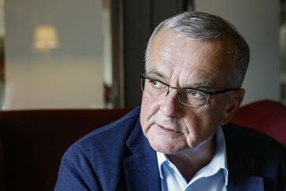 Máme normální vlídné časy. Kalousek cupuje vládu za výši rozpočtového schodku - Novinky