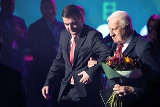 Jen klausoleum? Exprezident si na Macinkových zádech sahá po dávném snu - Seznam Zprávy