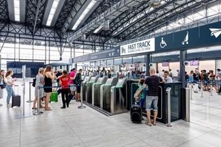 Další změna na pražském letišti. Ve hře jsou dva členové představenstva - Seznam Zprávy
