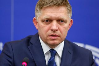 Fico těsně před odjezdem zrušil cestu na Ukrajinu,...