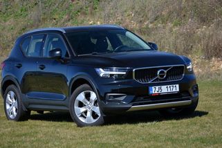 Ojeté Volvo XC40 by bylo slušné SUV. Jen kdyby tolik samo nedupalo na brzdy... - Garáž.cz