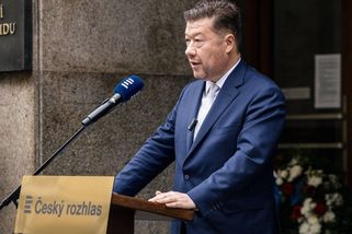 Nechutné, odporné, arogantní. Okamura nedokázal odpovědět na jednoduchou otázku