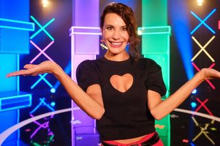 Naked Attraction se vrací a svlékne známé celebrity. Speciální díl dostane i moderátorka Timková - Médium.cz