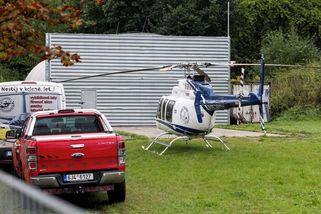 Největší mecenáš Motoristů má hangár načerno a létá za hranou zákona - Seznam Zprávy