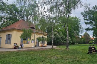 Na Kampě obnoví za 52 milionů stromy, cesty i zábradlí, přibudou pítka a mlžítka - Novinky