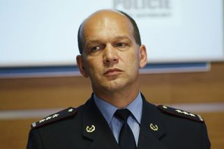 Policejní kontroly na hranicích uzavřených okresů budou namátkové - Novinky