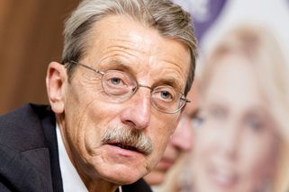 První zpráva ze zavřeného okresu: Do práce přišla jen půlka lidí - Seznam Zprávy