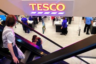 O supermarkety Tesco mají zájem majitelé Lidlu, Alberta i Poláci - Novinky