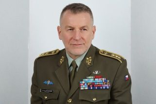 „Okamura se nás rozhodl odevzdat Rusku.“ Poslanci...