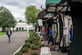 Soud nařídil Trumpovi obnovit přístup CNN, MS NOW a Politico do Bílého domu - Novinky