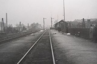 V roce 1941 projel v Židenicích rychlík davem lidí. Strojvedoucí si toho vůbec nevšiml - Médium.cz