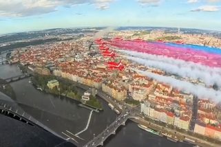 Jak vypadá přelet nad centrem Prahy z pohledu pilota gripenu - Novinky