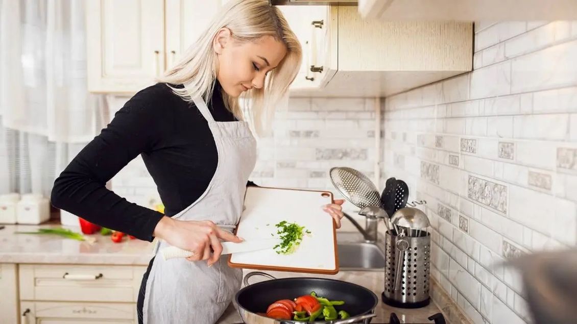 Po kanceláři práce rukama, po dřině počítač. Lépe se odpočívá u toho, co se práci nepodobá