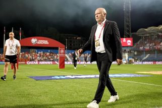 Hašek má pocit, že mu Nedvěd házel klacky pod nohy - Sport.cz