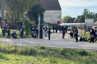 Aktivisté na Jihlavsku obsadili chov prasat, vyvedla je policie - Novinky