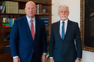 Pavel přijal amerického velvyslance při NATO, který kritizoval Česko - Novinky