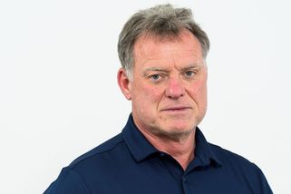 Hokejistům ani trenérům se nelíbí rozdílné rozměry ledu - Sport.cz