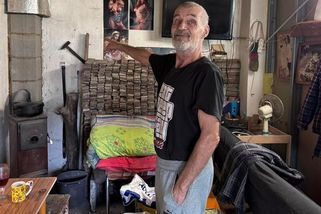 „V noci svítíme, aby po děckách neběhali švábi.“ Tady obecní volby nikoho nezajímají