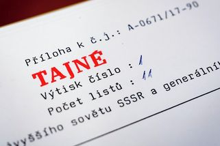 FOTO: Václav Havel a jeho přípravy na cestu za Gorbačovem. Pražský hrad odtajnil vzácné dokumenty - Novinky
