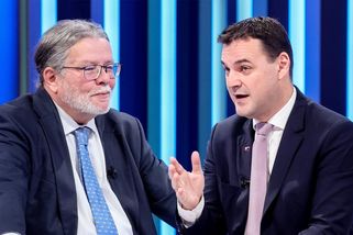Vondra: Sliboval jste hlídat Babiše, vy ho jen hladíte po srsti. Macinka se rázně ohradil
