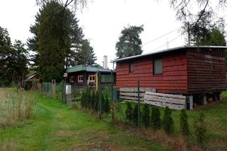 Chaty za statisíce opravili, teď musí vyklidit pozemky. Budeme se soudit, zuří - Seznam Zprávy