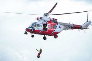 Mladý řidič škodovky na Plzeňsku se lekl a srazil cyklistku - Novinky