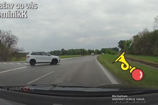 Seberte jim papíry. Prasárny za volantem, ze kterých se vám protočí bulvy dvakrát dokola | Češi v akci