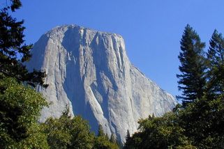 Mohla jsem tolikrát spadnout, popsala lezkyně historický výstup na El Capitan - Seznam Zprávy