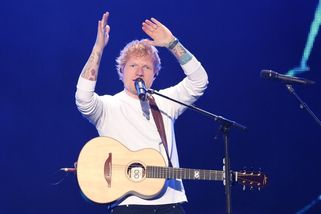 Ed Sheeran zůstal sám. Macklemora vyřadily z turné propalestinské postoje, ostatní odešli sami - Novinky