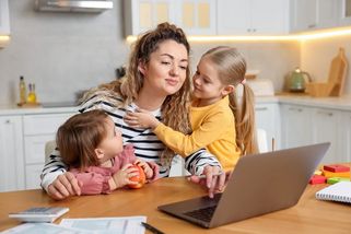 Češi jsou odpůrci zkrácených úvazků. Ty přitom nabízejí ideální variantu finanční i časové svobody
