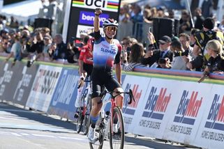 Slovenská cyklistka vyhrála na MS silniční závod žen do 23 let - Sport.cz