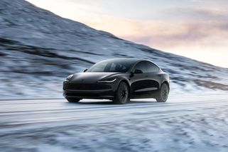 Nejdostupnější Tesla míří do Česka, cena startuje pod hranicí 900 000 korun - Novinky