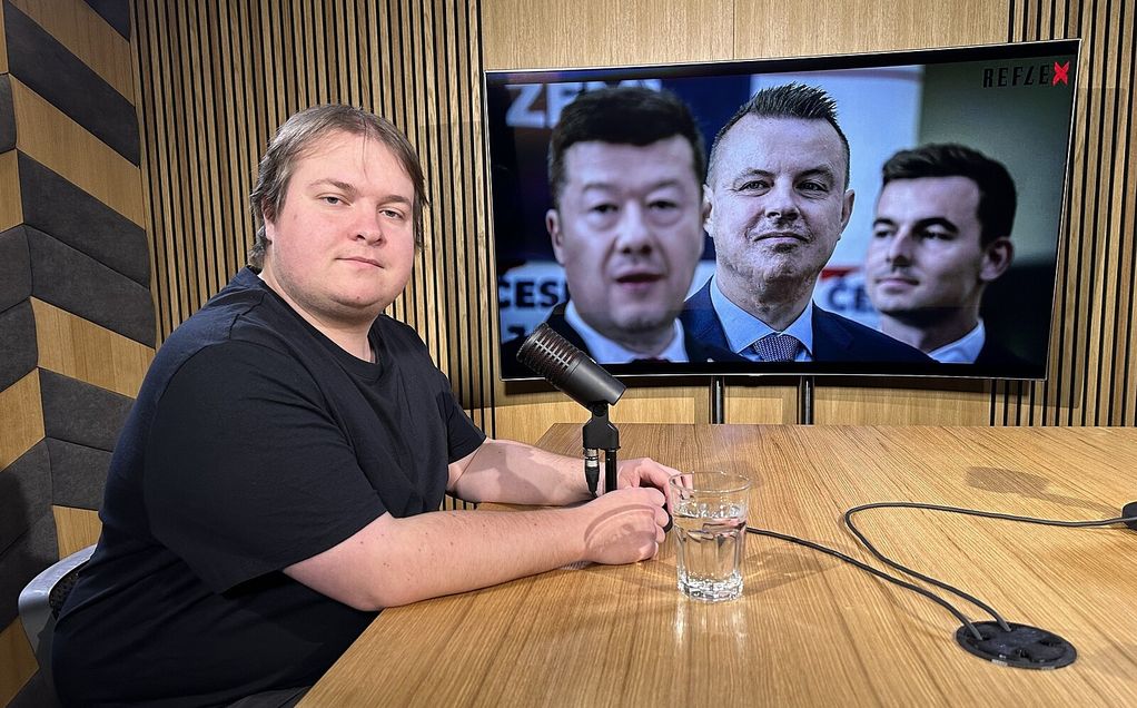 Máme 9 Rajchlových videí. V Německu jsme ověřili i gay porno. Mike končí, Rychlíková o něm lhala, říká Pšenák