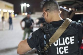 V Texasu obvinili z napadení Venezuelana, kterého postřelili agenti ICE - Seznam Zprávy