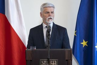 Nelze žít dlouhodobě na dluh, vzkázal Pavel k penzím - Novinky