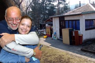 Jan Nedvěd slaví 80. Koncertovat už zřejmě nebude. Jak to má s Pavlínkou? Synovec promluvil