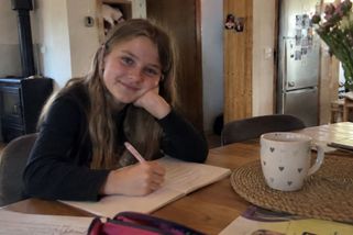 Vytvořila si rozpočet na radost a už není závislá na další výplatě. „Viděla jsem to u své 10 leté dcery,“ říká Monika
