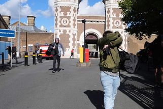 Británie předčasně propustí tisíce vězňů. Obavy mají oběti i evropští sousedé - Seznam Zprávy