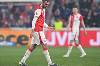 Další šílený exces! Chorý plivnul na bývalého spoluhráče a šel pod sprchy - Sport.cz