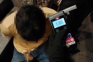 Obtěžoval ženy, škrtil přítelkyni a zaútočil i na strážníky. Agresor skončil v poutech na záchytce