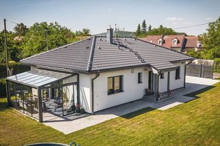 Michal a Monika vyměnili byt v paneláku za příjemný bungalov
