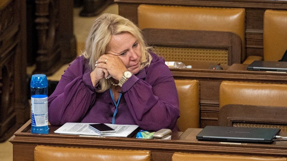 Dostálová vyvázne. Sněmovní audit, jak platila auto pro manžela, narazil - Seznam Zprávy