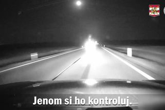 Sto šedesát na devadesátce je fakt hodně, řekl policista a vystartoval za audinou - Novinky