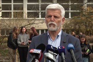 NATO zve na summit země, ne osoby. O složení české delegace rozhoduje vláda - Novinky